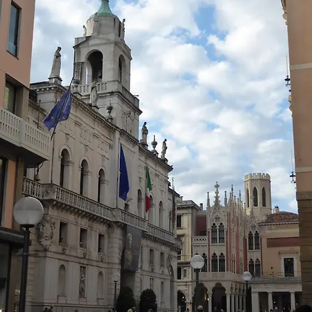 Panzió Residenza Carducci